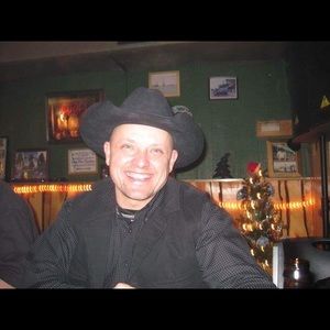 Meet your Posher, Andy